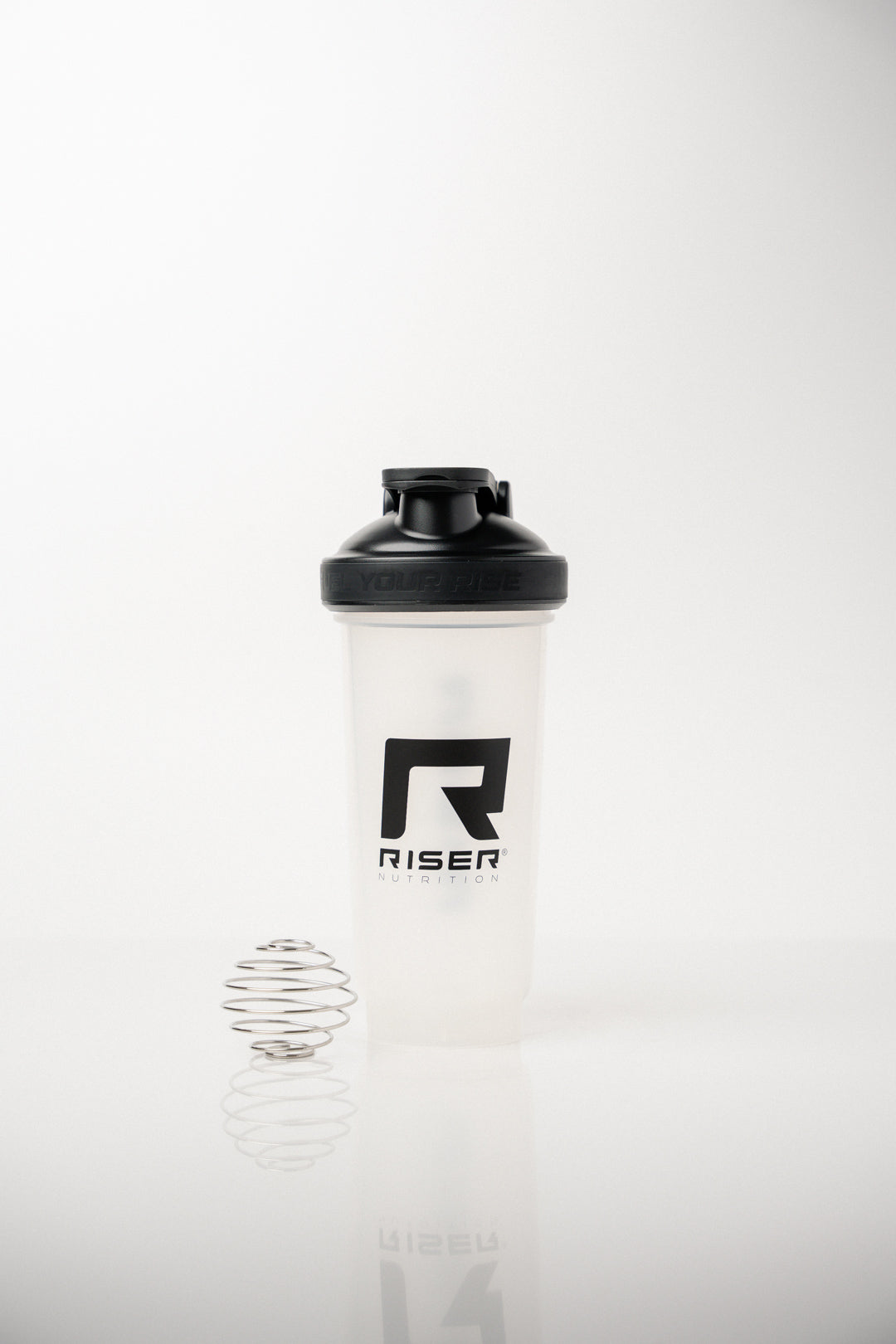 Essential Shaker 750 ml